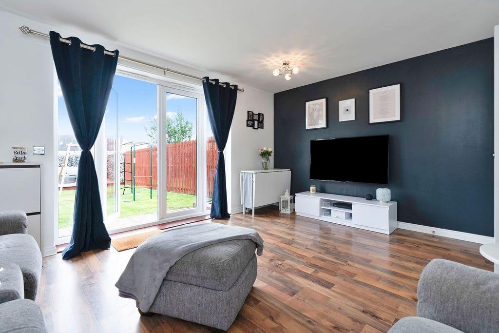 House in Edinburgh, Midlothian - View 4