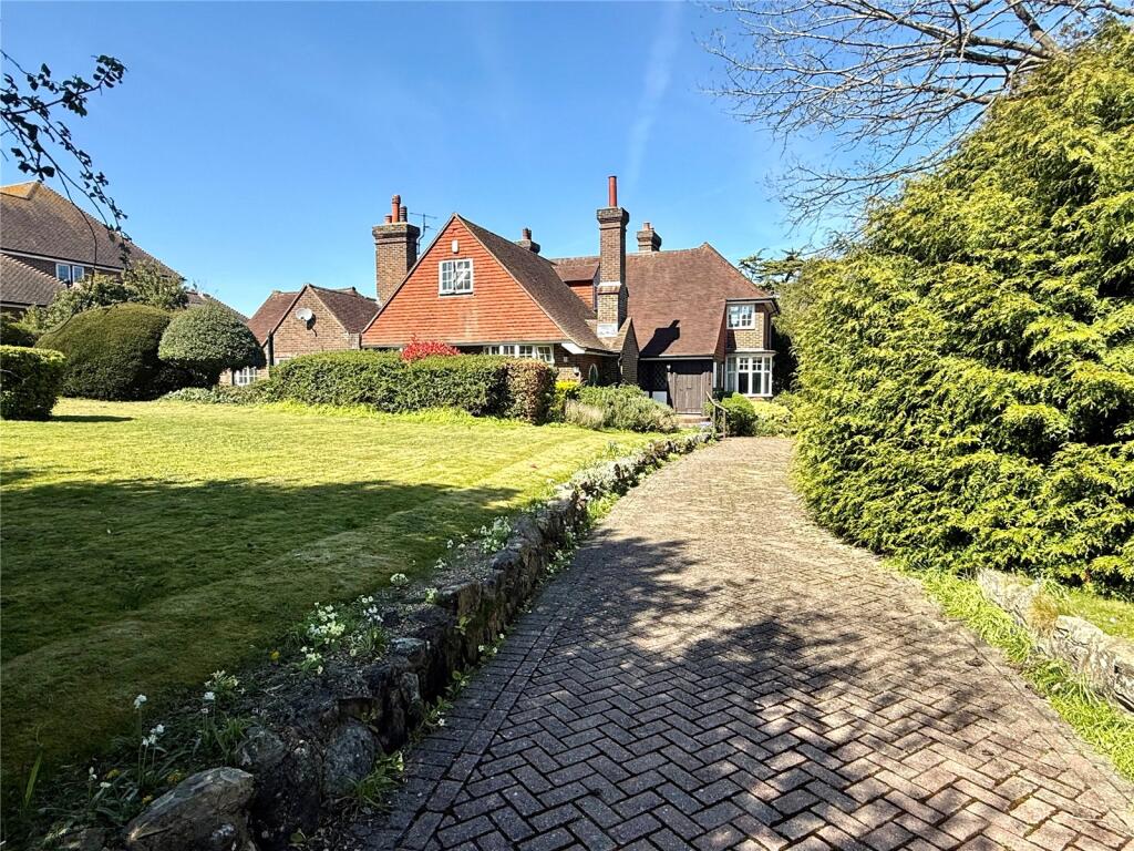5-bed detached on Prideaux Road, Eastbourne, East Sussex, BN21, £975,000