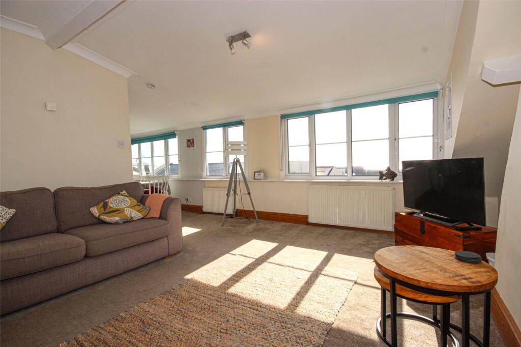 Ozone Terrace, Lyme Regis, Dorset, DT7 photo 4
