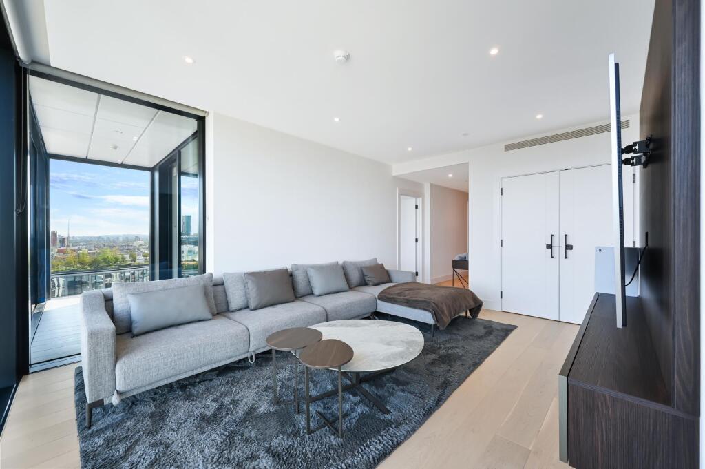 Apartment in London - View 3