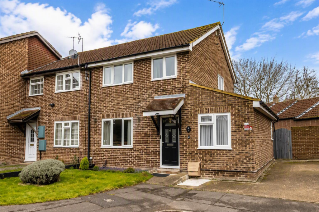 Main image of property: Corfe Gardens, Slough