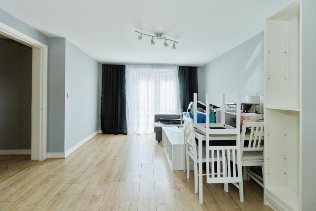 Allenby Road, London, SE28 photo 4