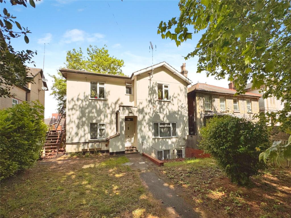 Main image of property: London Road, Reading, Berkshire, RG1
