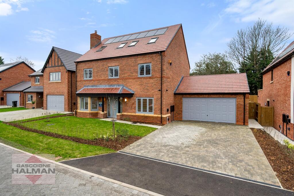 Main image of property: Tempsford Way, Wilmslow