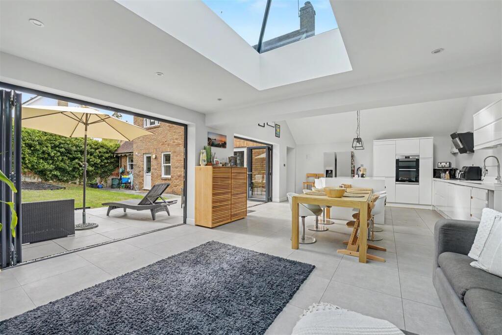 House in Cambridge - View 2