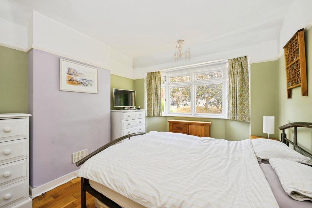 House in London - View 5