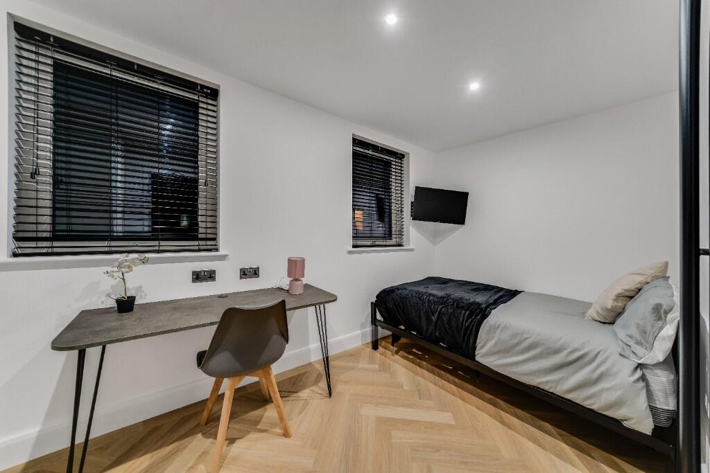 1 bedroom house share for rent