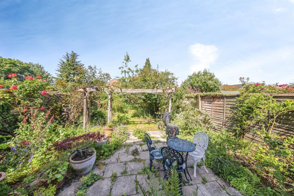 Spring Gardens, Long Melford, Sudbury photo 3