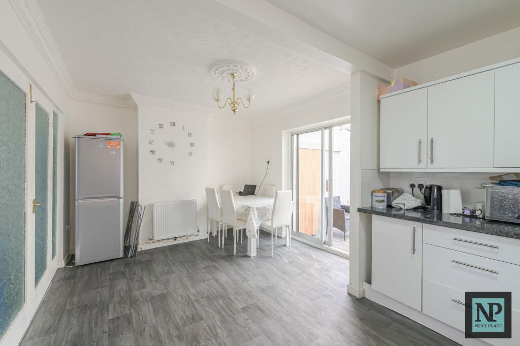 New Street, Dordon, B78 photo 5