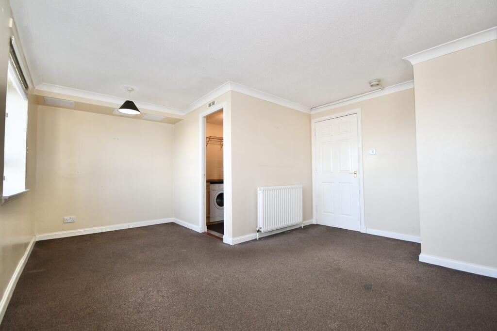 43 Churchill Tower, South Harbour Street, Ayr, KA7 1JT photo 4