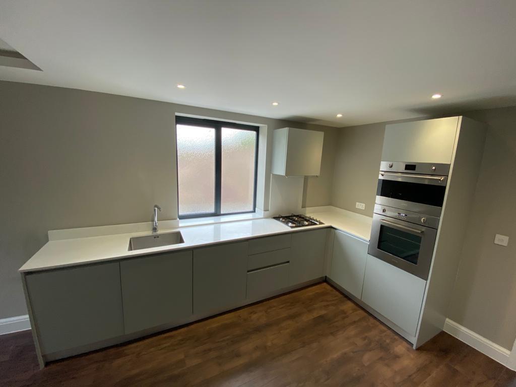 Apartment in London - More