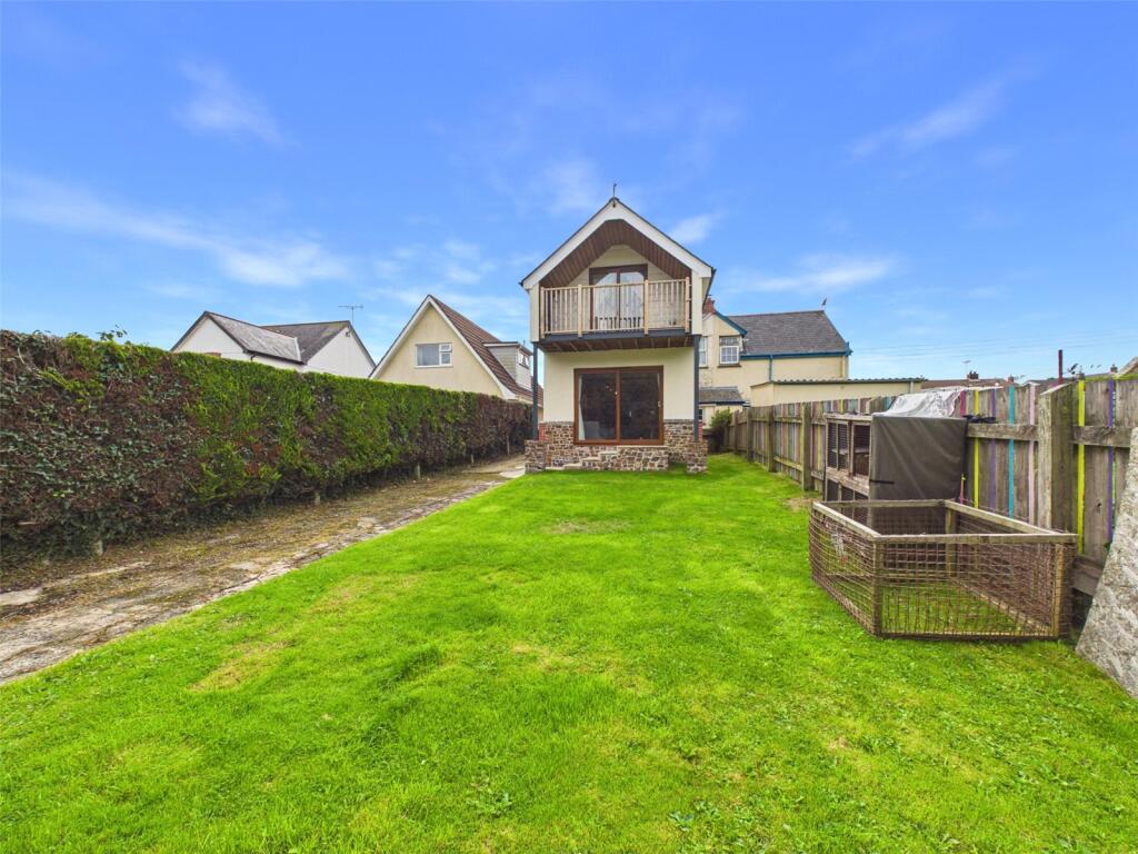 House in Exeter - View 2