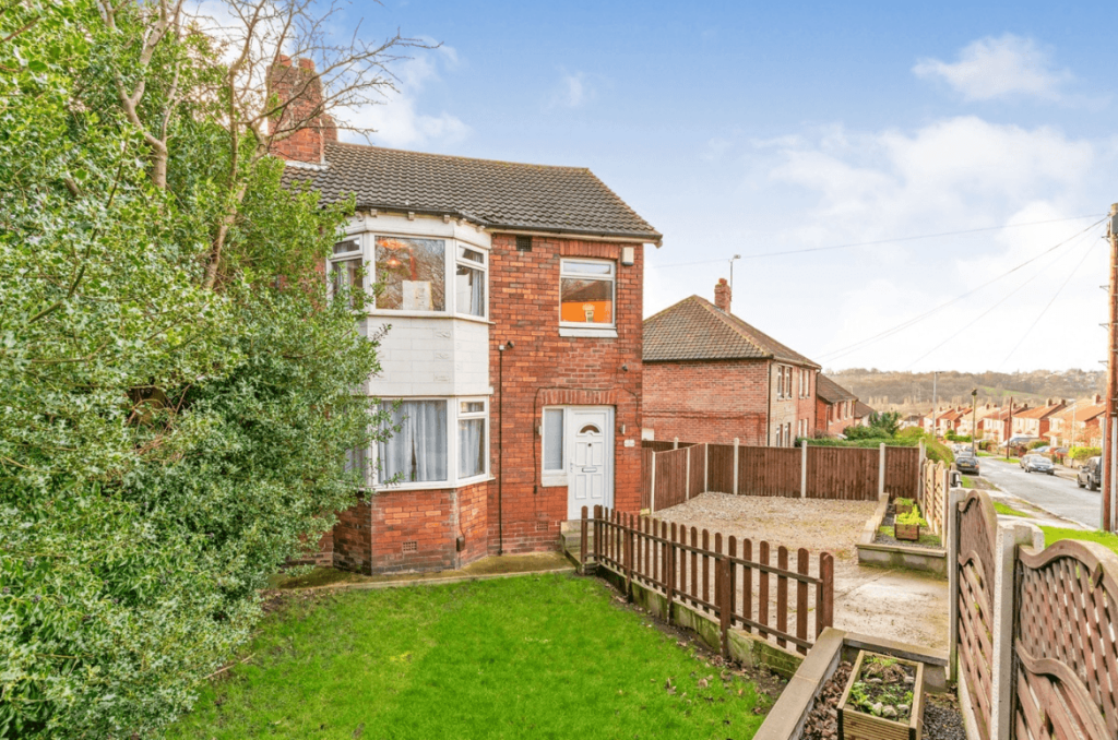 Main image of property: Leeds, LS4
