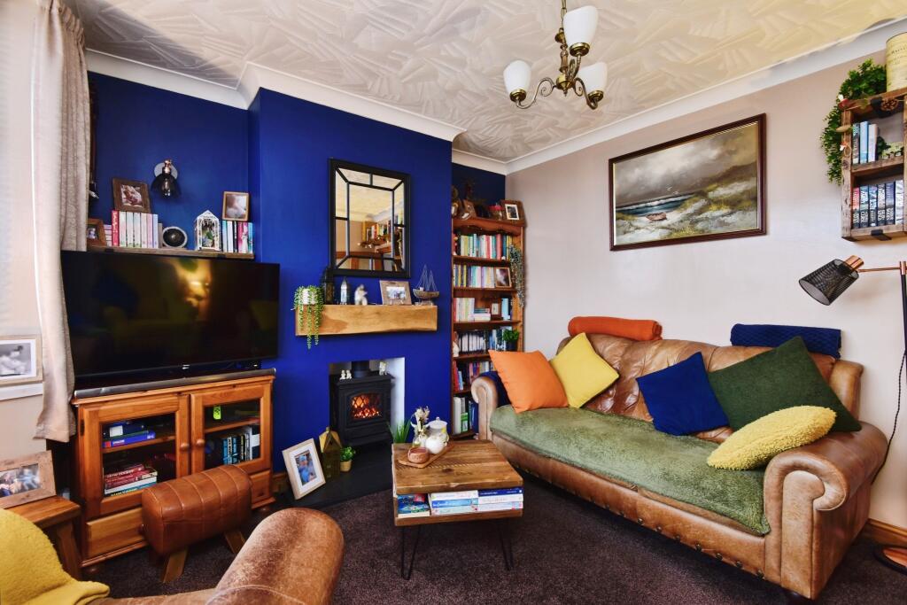 Wolstanton Road, Newcastle, ST5 photo 3