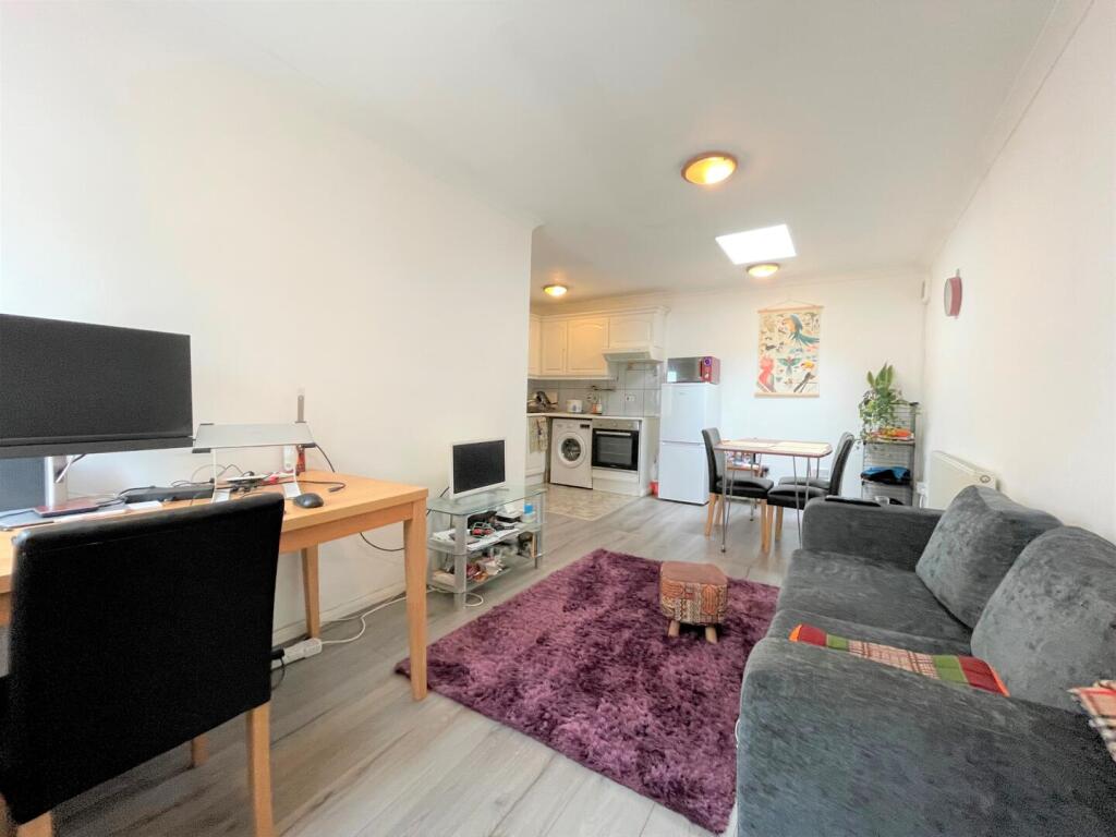 Main image of property: Evershot Road, London
