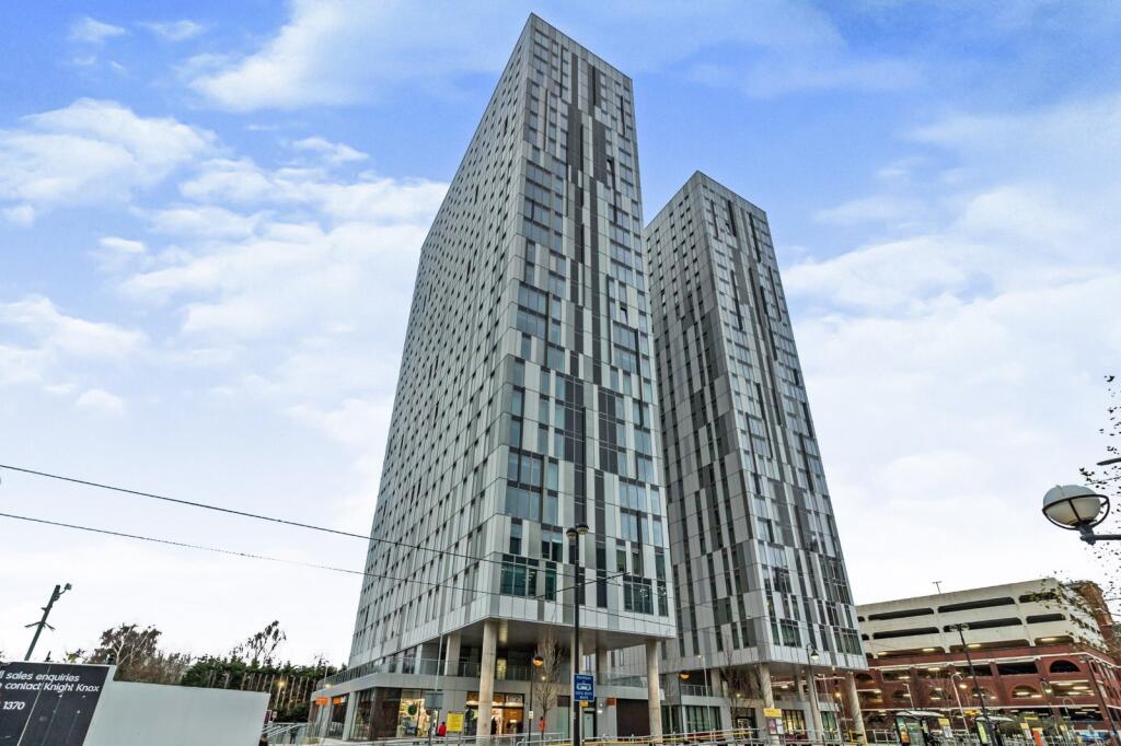Main image of property: Michigan Point Tower B, 11 Michigan Avenue, Salford, Greater Manchester, M50