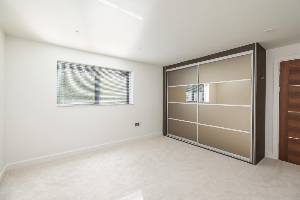 Additional image 13 of De Redvers Road, Poole, 