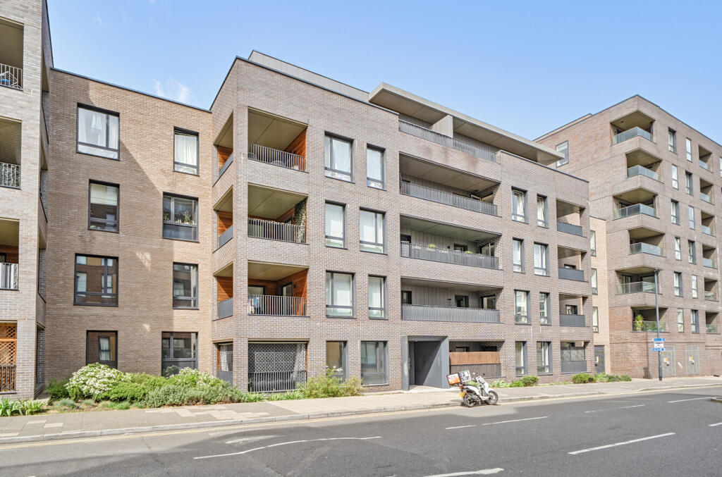 Main image of property: Grove Park, Colindale, NW9