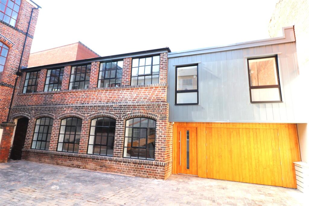 House in Birmingham, Jewellery Quarter - View 5