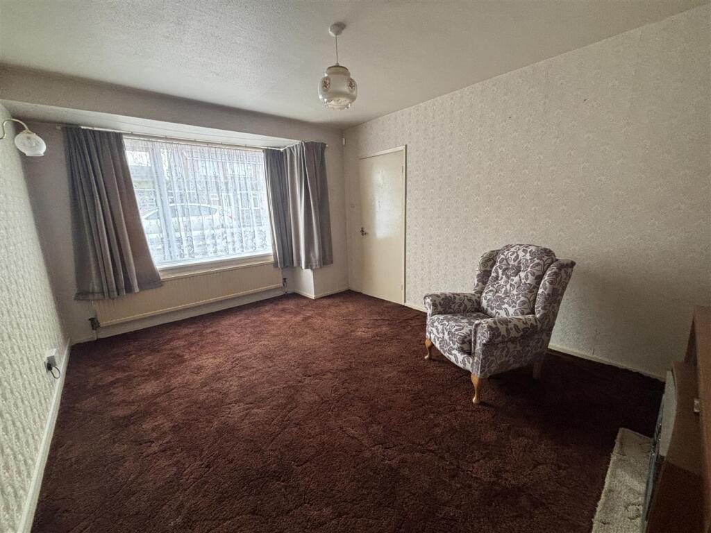 Link Road, Anstey, Leicester photo 3