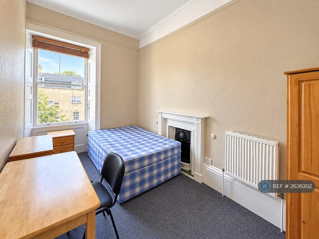 Apartment in Bath - View 5