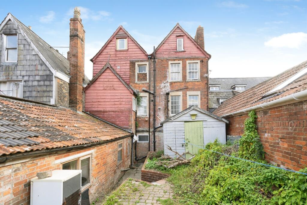 House in Swindon - View 5