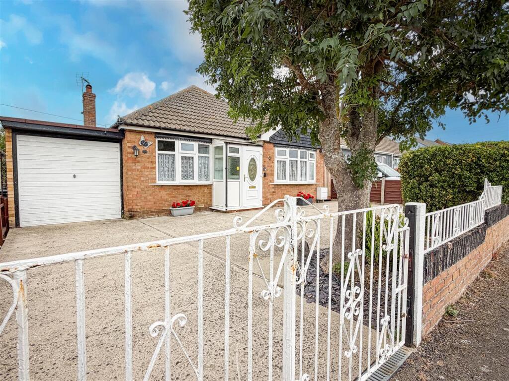 Main image of property: Jubilee Avenue, Great Clacton, Essex