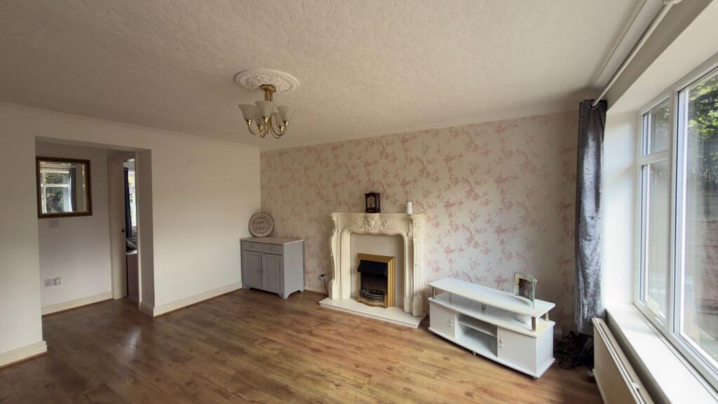 77 Sandy Lane, Romiley, Stockport, Cheshire, SK6 4NH photo 5
