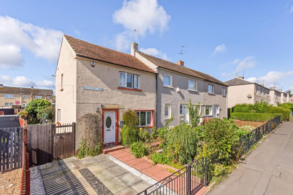 Main image of property: 61 Moorfoot View, Bonnyrigg, EH19 3EP