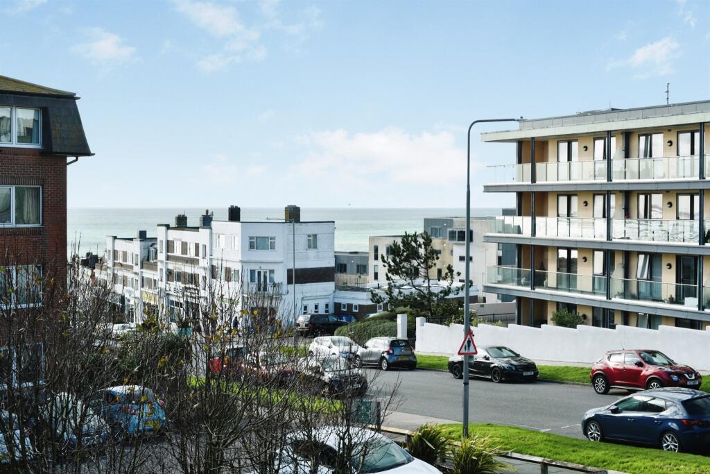 Apartment in Brighton, Saltdean - View 4