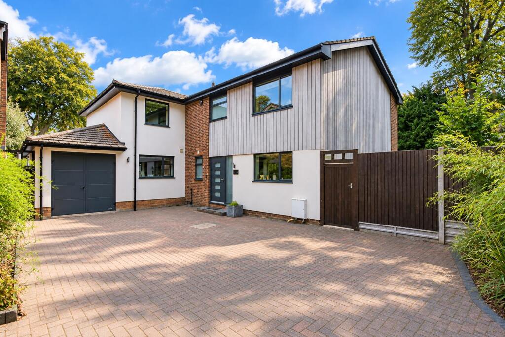 House in Hitchin, Benslow - View 2