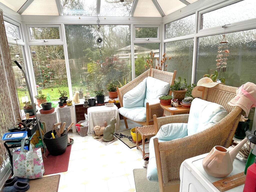 Moat Close, Holbury - View 5