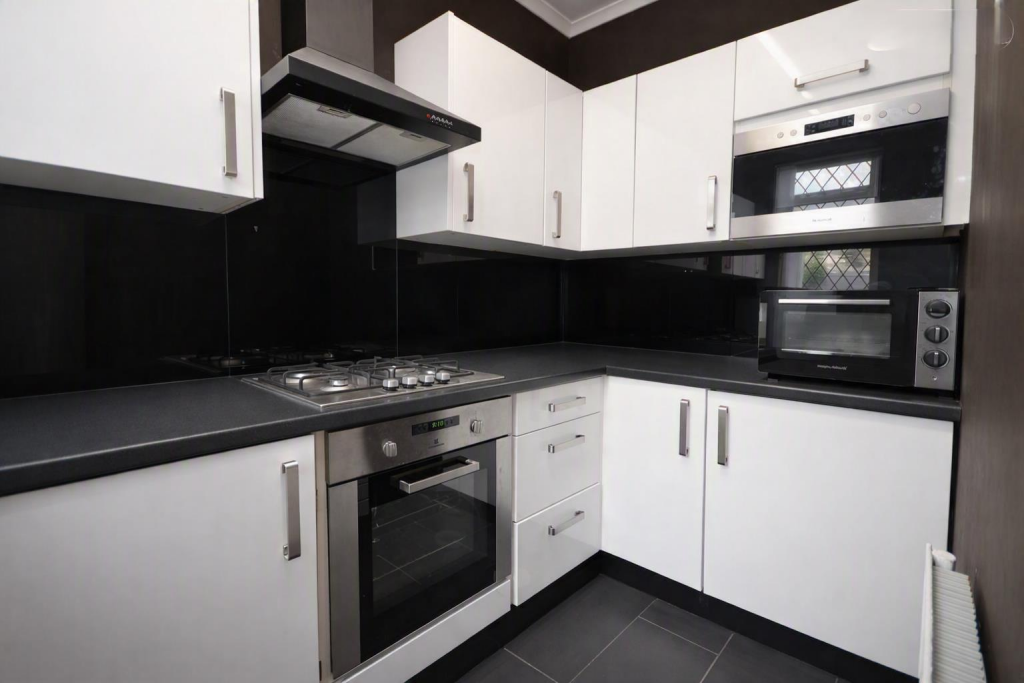 House in Leeds, Kippax - View 4