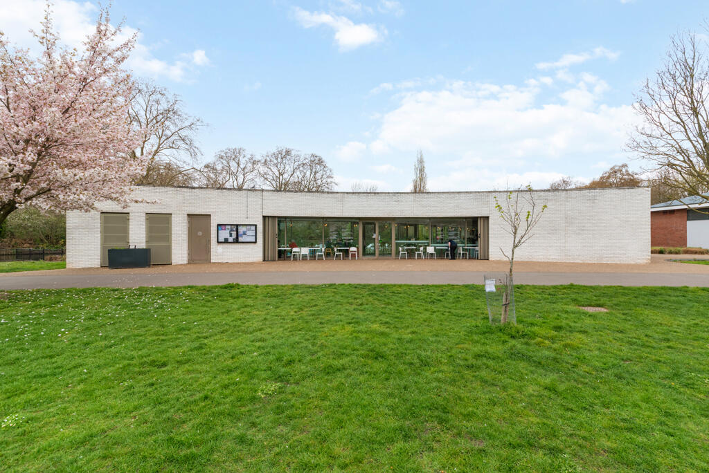 Main image of property: Southwark Park Café, London, SE16 2JH