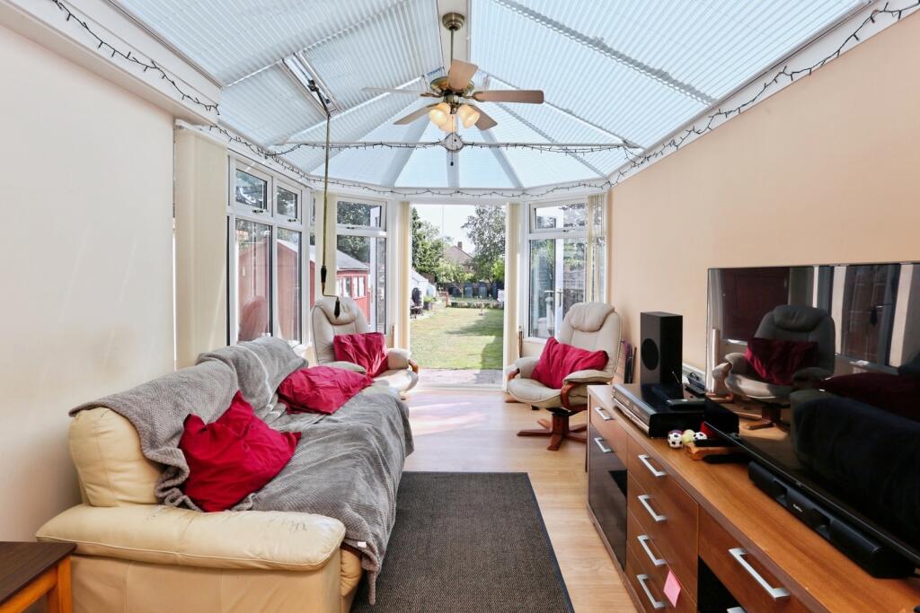 House in Southampton - More