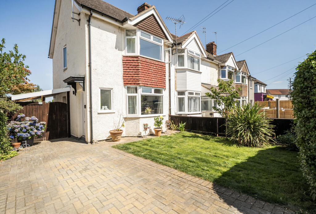 Main image of property: Boverton Drive, Brockworth, Gloucester, Gloucestershire, GL3