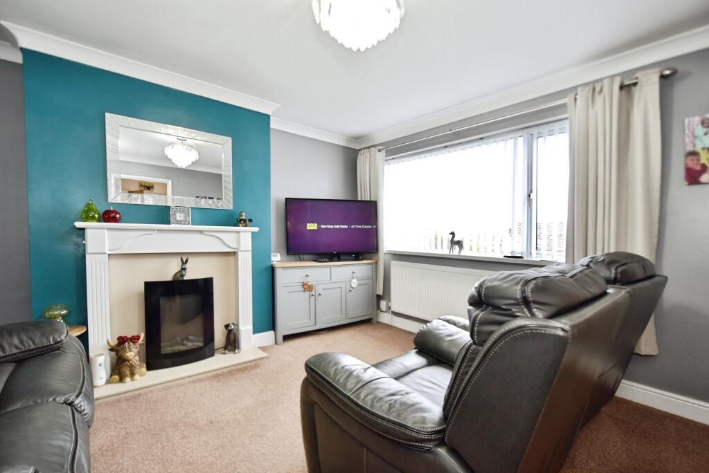 Lime Grove, Swinton, Mexborough, S64 photo 2