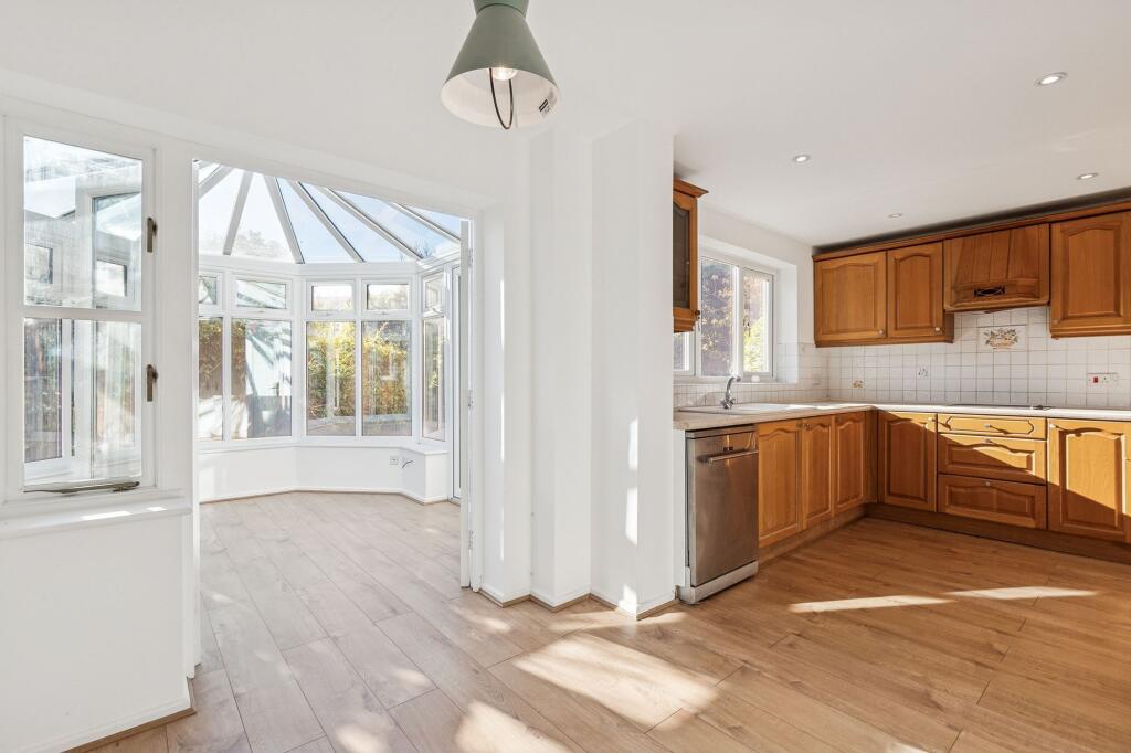House in Milton Keynes - View 3