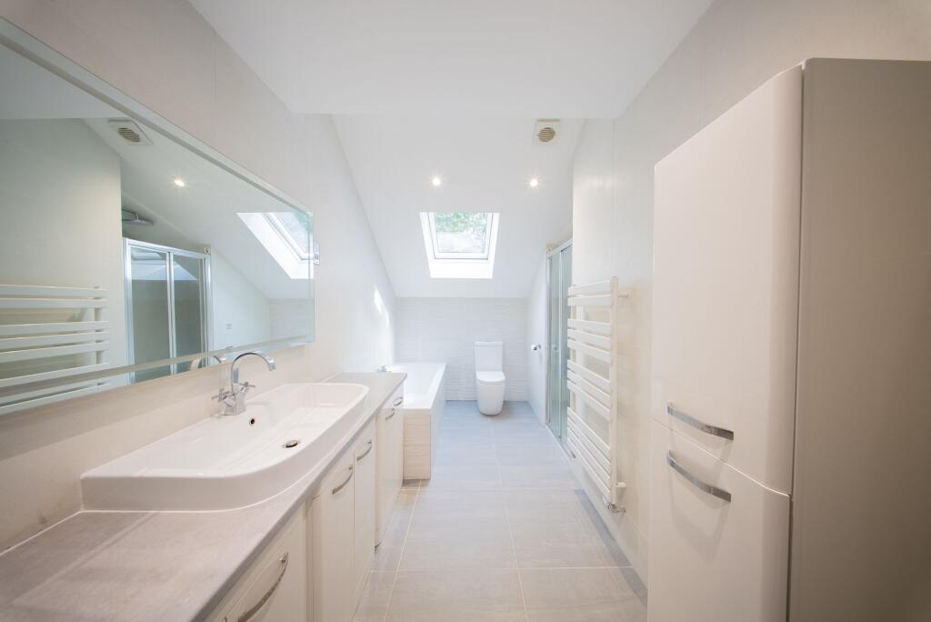 House in Trafford, Greater Manchester - View 4