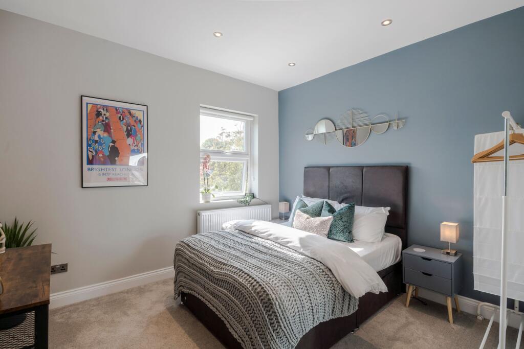 Apartment in London - View 3