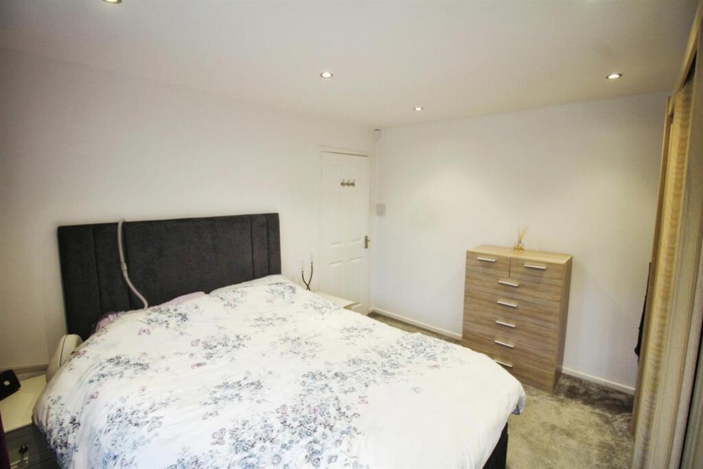 Additional image 11 of Lichfield Mount, Bradford, BD2 1NX