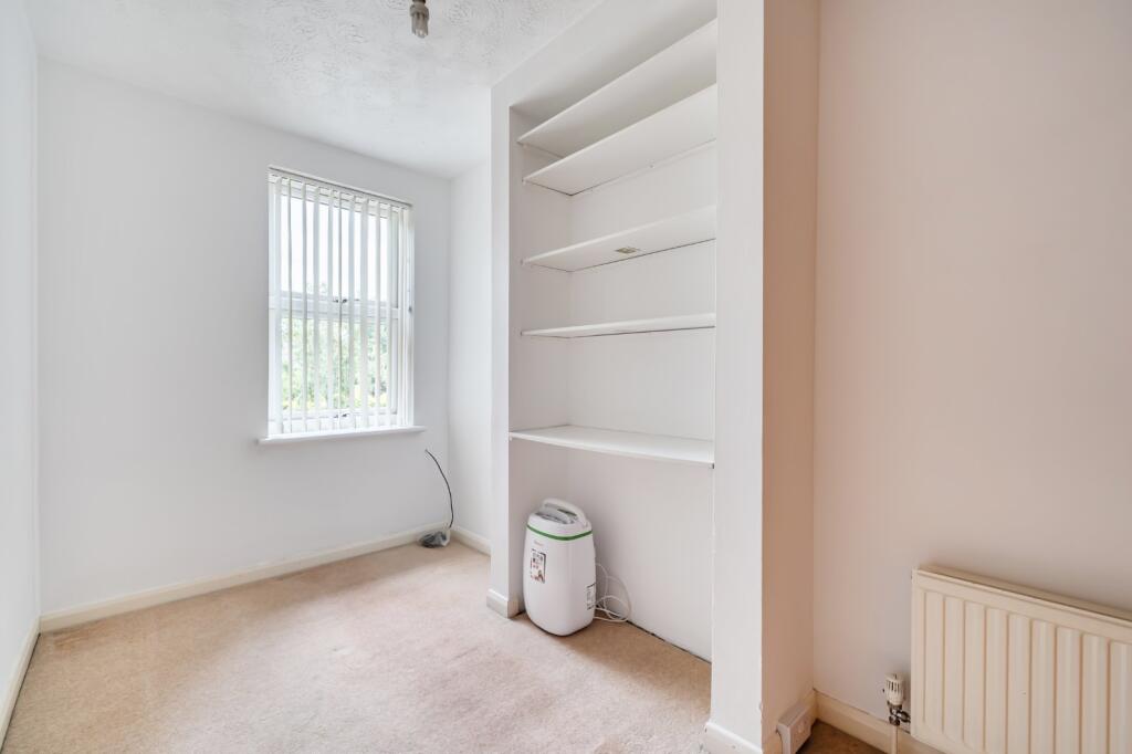 House in Swale, Faversham - More