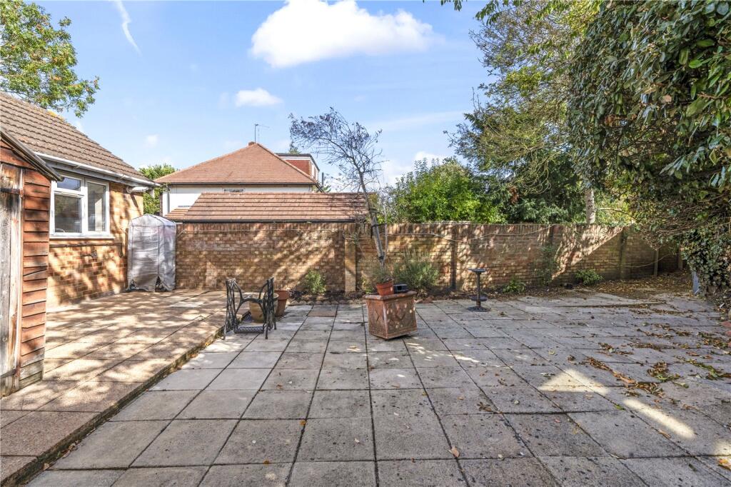 House in Twickenham, Whitton - View 2