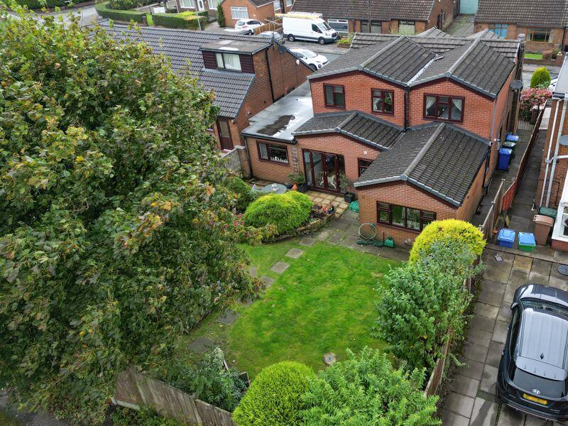 Egremont Road, Milnrow OL16 4EP photo 2