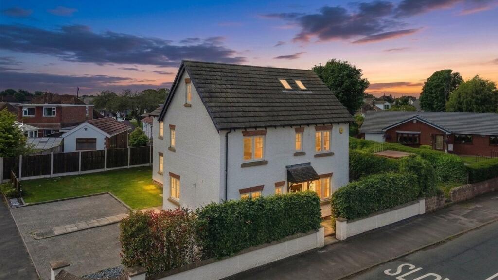 4-bed detached on Plumb Court, Downholland, L39, £375,000
