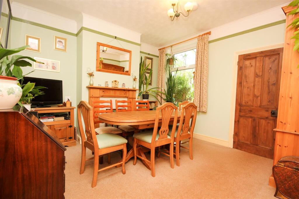 House in Rushden, North Northamptonshire - View 3