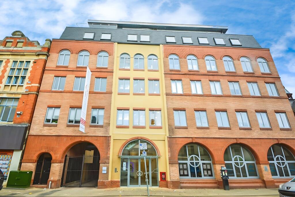 1-bed flat on Park Road, Peterborough, PE1, £127,400