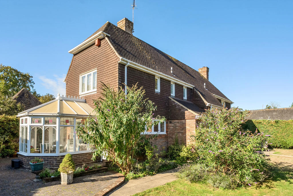 House in Salisbury - View 5