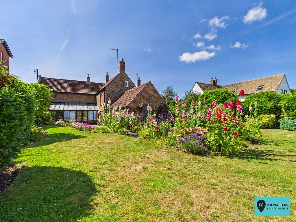 The Street, Frampton on Severn photo 3