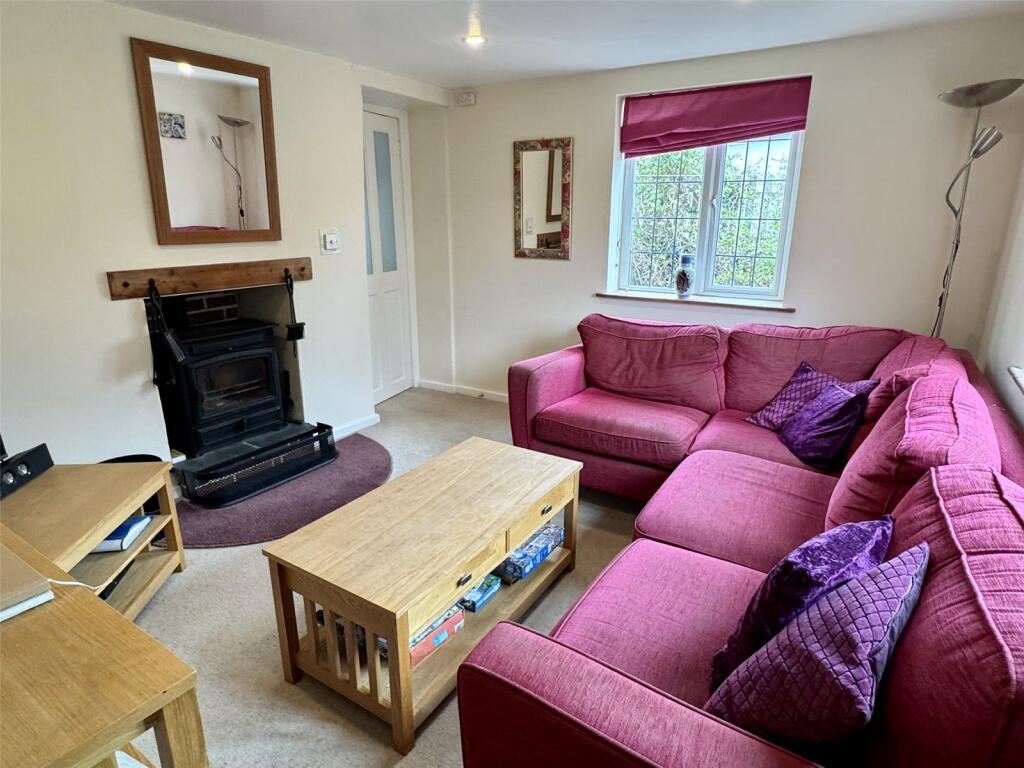 House in Tatworth - View 5